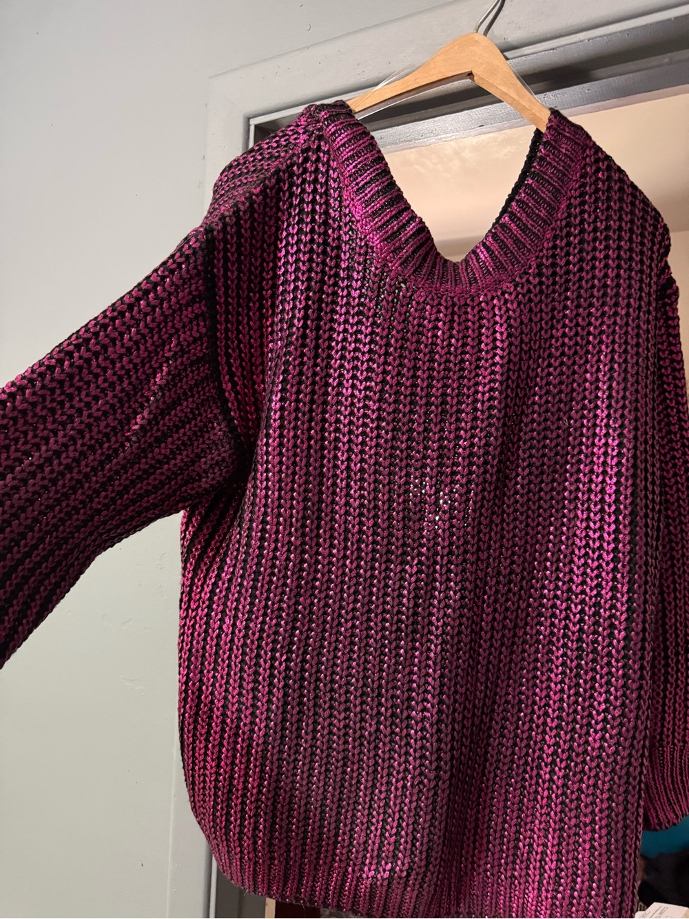 Off-the-Shoulder Chunky Knit Sweater in Magenta - XL